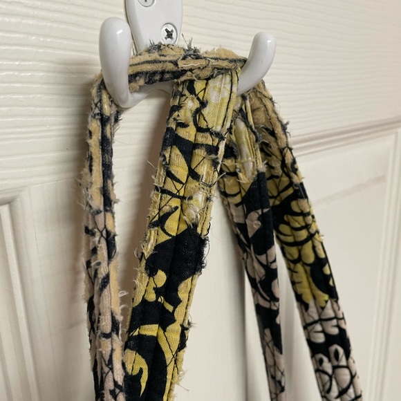 Vera Bradley tote - Picture 2 of 2